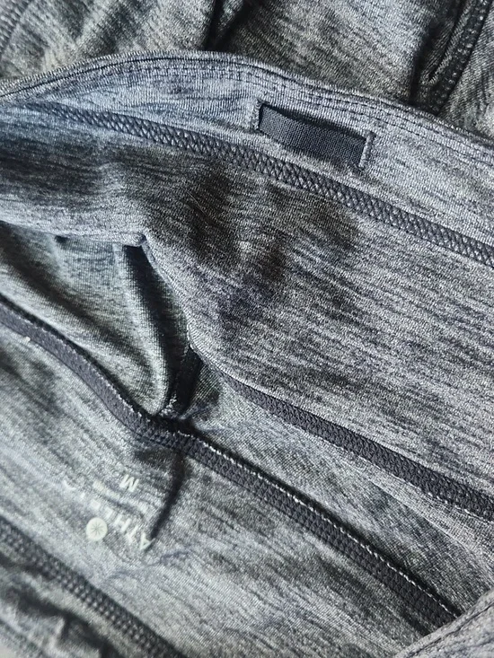 Athleta gray jogger leggings with pockets Size Medium - Picture 6 of 6